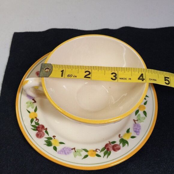 Vintage Franciscan Small Fruit design Cup/Saucer Cottagecore Grandmacore Kitsch - Picture 4 of 9